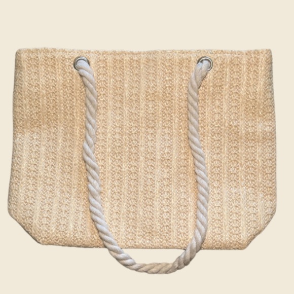 Shein Boho Style Floral Lace and Straw Tote - Picture 2 of 3